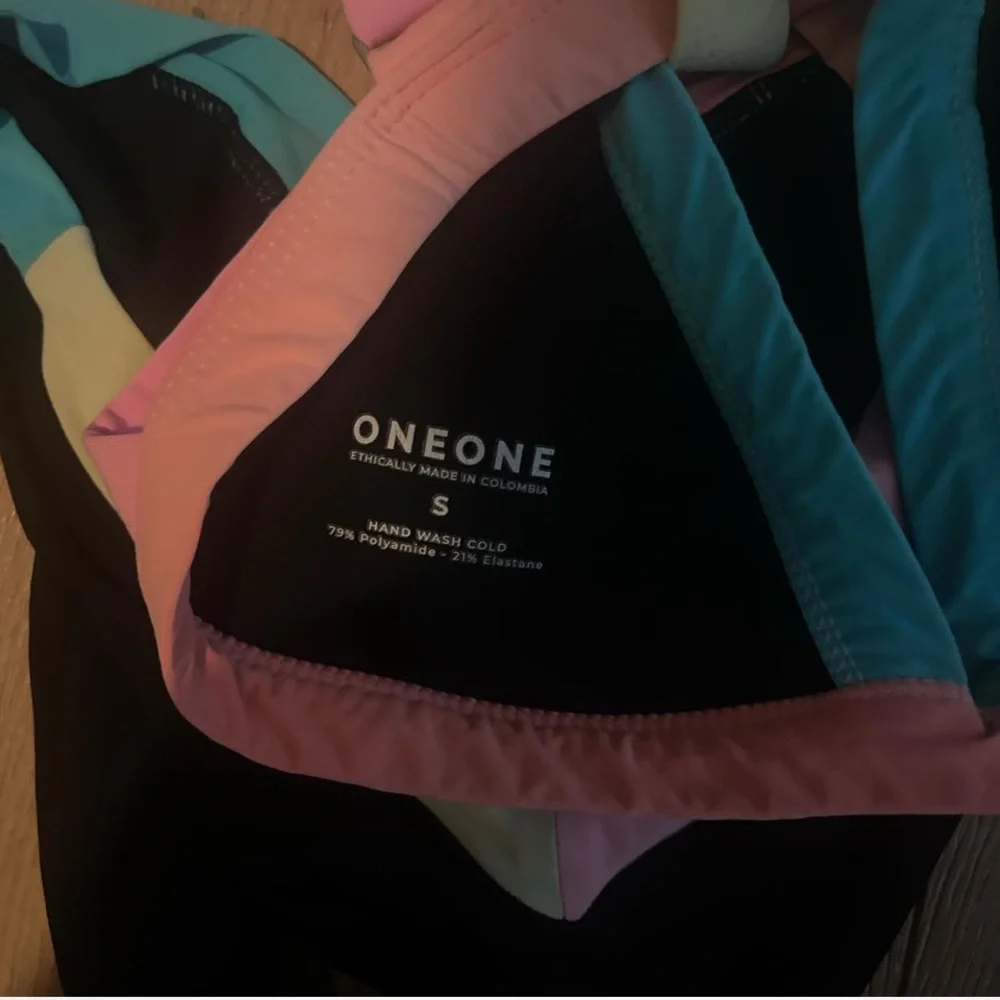 bikini set - Picture 3 of 3